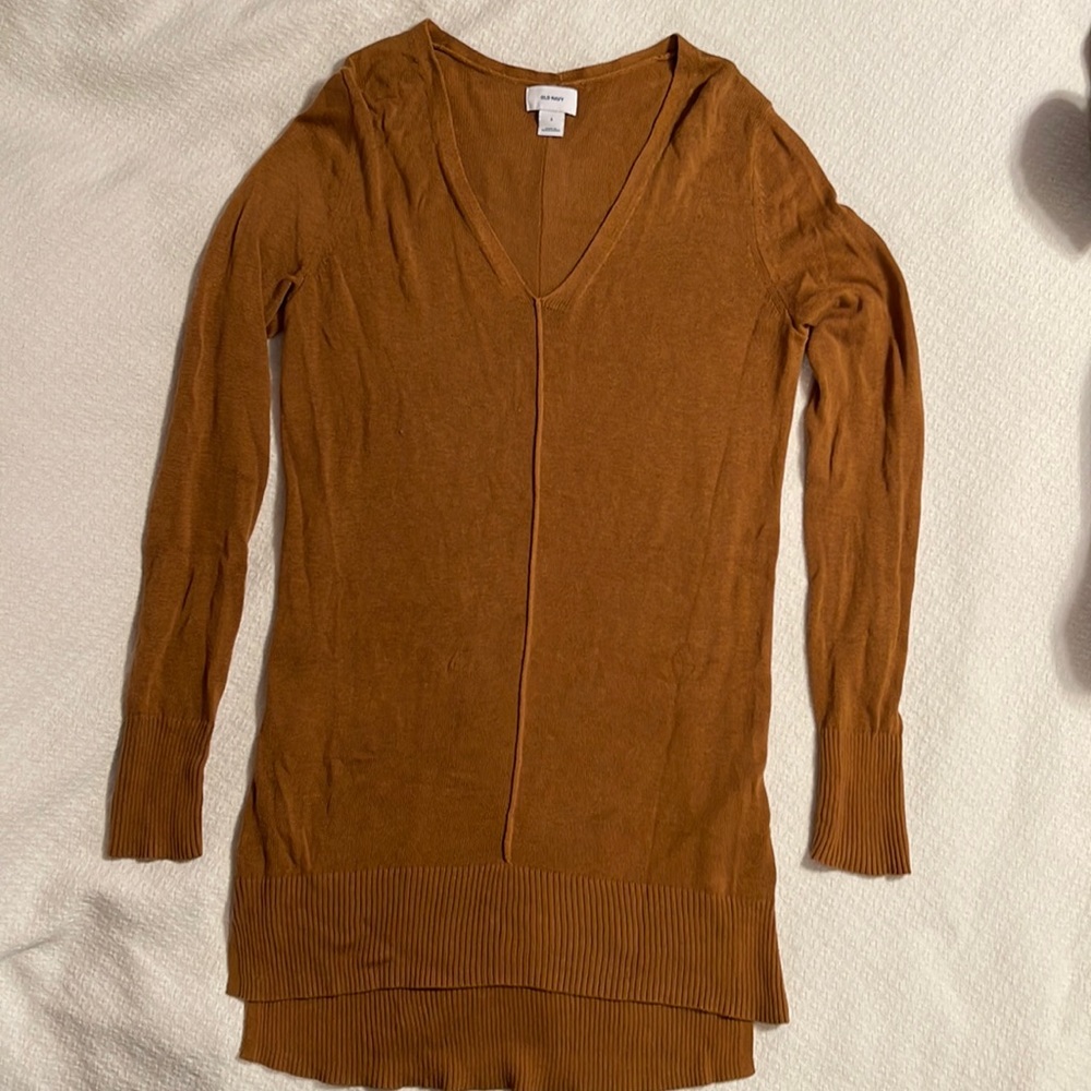Old Navy sweater
